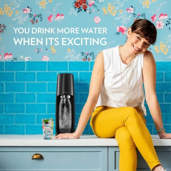 81dLE9oZddL._AC_SL1500_ SodaStream Fizzi Sparkling Water Maker review compact design and quick carbonation